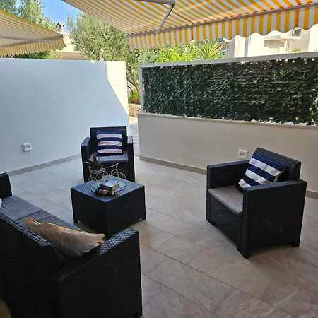 Filip 2 Apartment